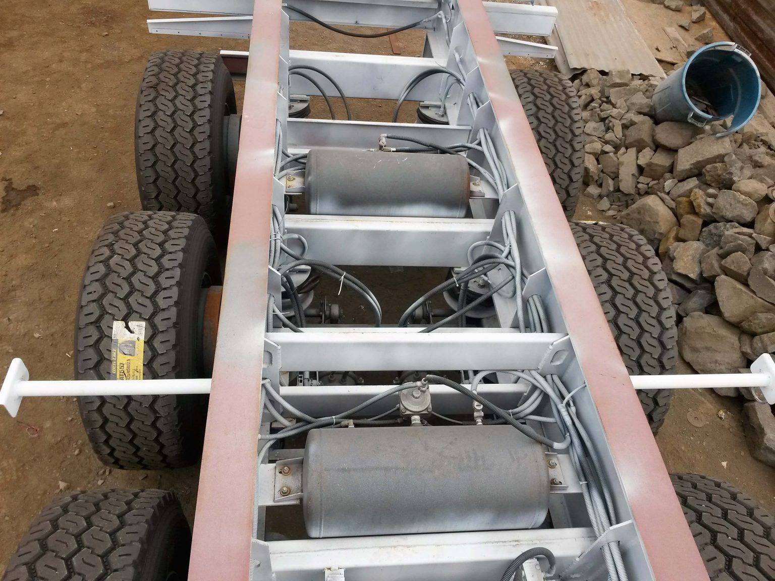 Instalación y montaje de suspensión neumática y mecánica IMEGUEZA